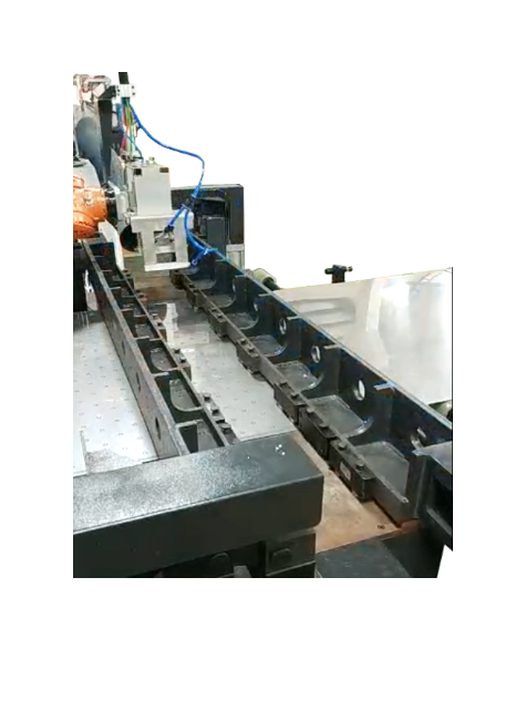 激光焊板式散熱器生產線