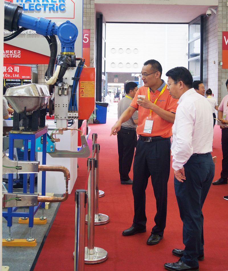 駿騰發點焊機公司參加第25屆北京埃森焊接與切割展覽會